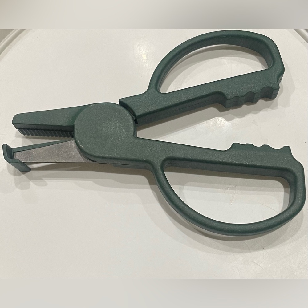 Vintage Flat Green Plastic Scoring Scissors - Rare Paper Crafting Tool!